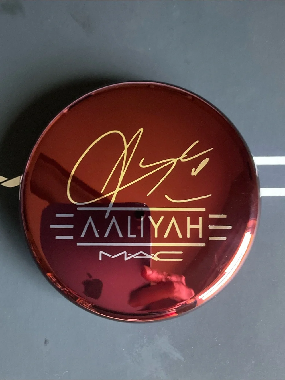 MAC Aaliyah Ltd Edition Baby Girl Bronzing Powder